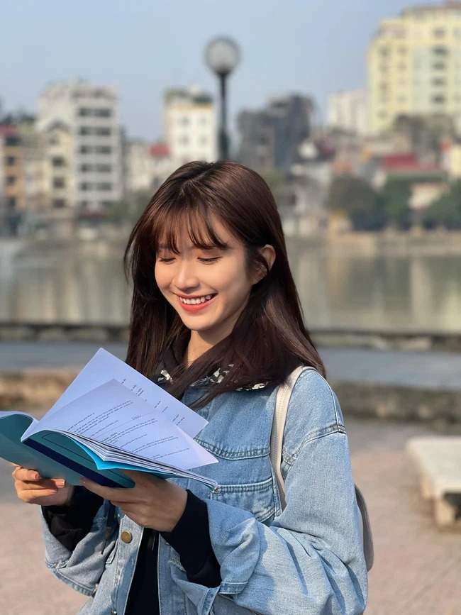 Xả vai 'Mến trọc', Doãn Quốc Đam lập tức hé lộ hình ảnh cực đắt giá trong 'Thương ngày nắng về' phần 2 - Ảnh 1 Xả vai 'Mến trọc', Doãn Quốc Đam lập tức hé lộ hình ảnh cực đắt giá trong 'Thương ngày nắng về' phần 2 - Ảnh 1