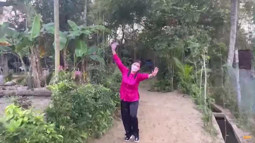 Đàn em hé lộ 'con người thật' của bà xã Chí Tài sau hơn 1 năm cố nghệ sĩ qua đời - Ảnh 1 Đàn em hé lộ 'con người thật' của bà xã Chí Tài sau hơn 1 năm cố nghệ sĩ qua đời - Ảnh 1
