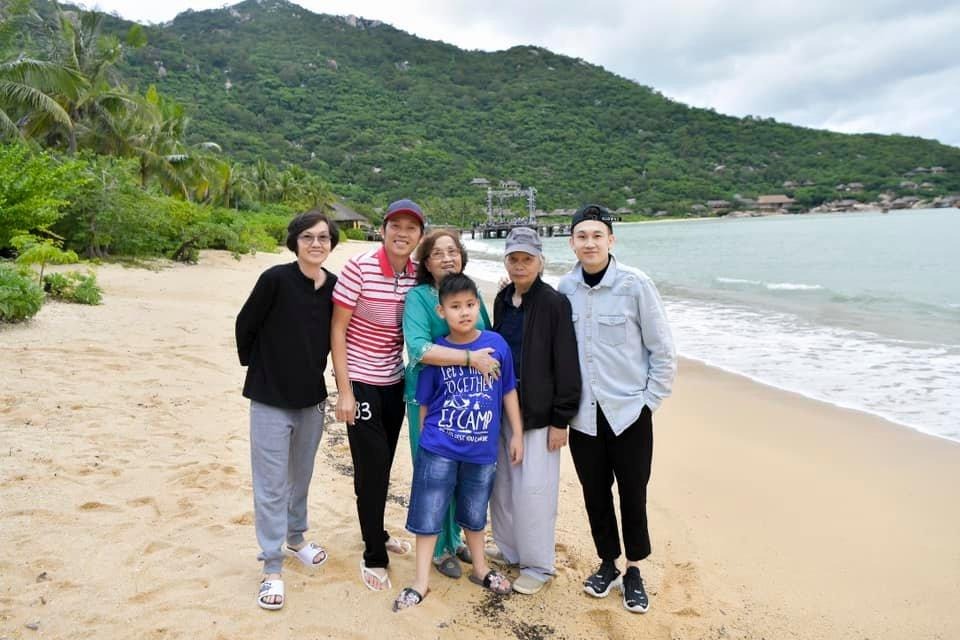 Dương Triệu Vũ không khỏi nhớ về người cha của mình. Ảnh: FBNV