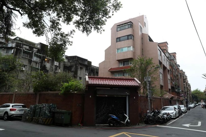 Căn nhà lớn văn sĩ Quỳnh Dao đang sinh sống và sở hữu. Ảnh: Internet