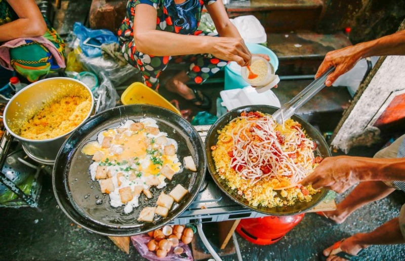 10 địa điểm ăn uống Sài Gòn nức tiếng: Thiên đường ẩm thực ngon - bổ - rẻ chính là đây! 2