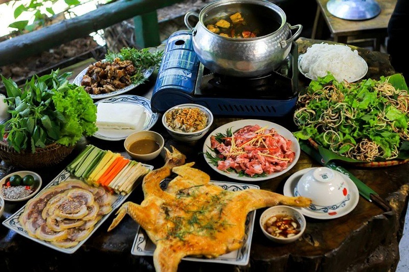 10 địa điểm ăn uống Sài Gòn nức tiếng: Thiên đường ẩm thực ngon - bổ - rẻ chính là đây! 3