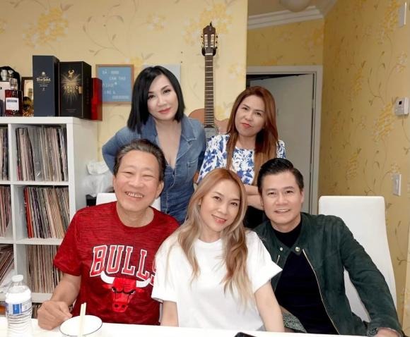 'Bỏ mặc' Mai Tài Phến, Mỹ Tâm xuất ngoại gặp gỡ 'tình cũ': Dung nhan bên trời Tây gây đắm đuối 3 'Bỏ mặc' Mai Tài Phến, Mỹ Tâm xuất ngoại gặp gỡ 'tình cũ': Dung nhan bên trời Tây gây đắm đuối 3