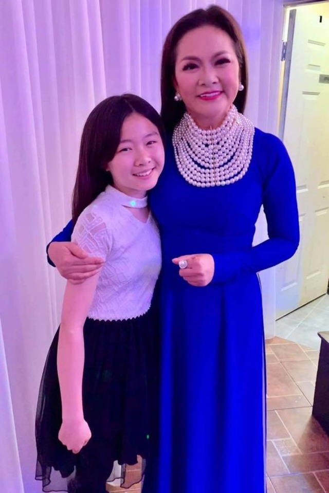 Như Quỳnh và cô con gái xinh đẹp. Ảnh: Internet Như Quỳnh và cô con gái xinh đẹp. Ảnh: Internet