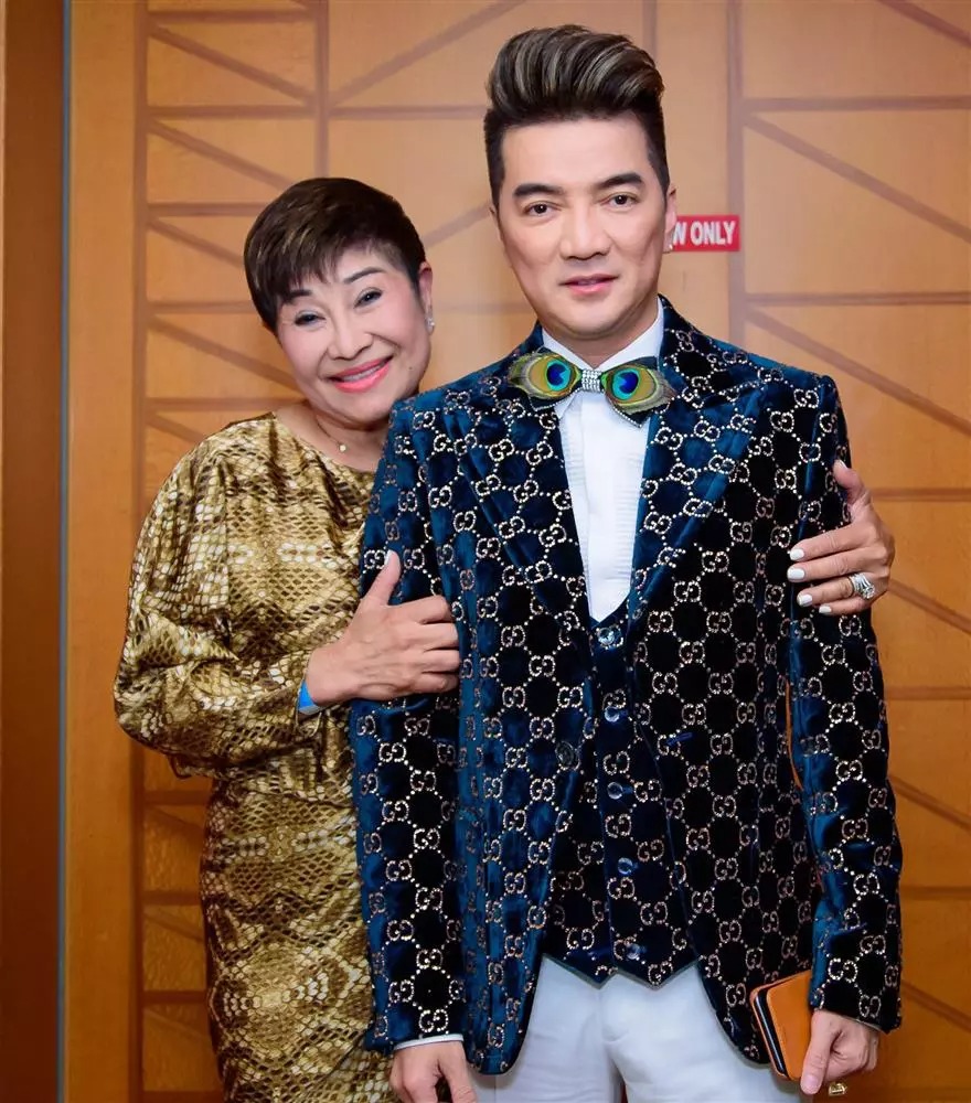 Chưa đầy 1 năm ly hôn vợ quyền lực, Đàm Vĩnh Hưng bất ngờ tính chuyện cưới xin khi thừa nhận đang yêu - Ảnh 1