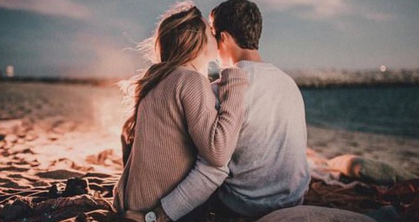 100+ stt lãng mạn nhất về tình yêu lứa đôi: Từng câu, từng từ tràn ngập niềm hạnh phúc. Ảnh: Internet 100+ stt lãng mạn nhất về tình yêu lứa đôi: Từng câu, từng từ tràn ngập niềm hạnh phúc. Ảnh: Internet