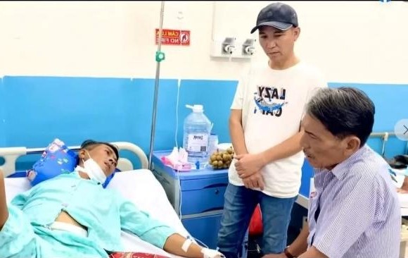 Thương Tín bất ngờ lộ diện, bị một nhân vật không ngờ 'lột trần' con người thật sau thị phi tiền bạc - Ảnh 1 Thương Tín bất ngờ lộ diện, bị một nhân vật không ngờ 'lột trần' con người thật sau thị phi tiền bạc - Ảnh 1