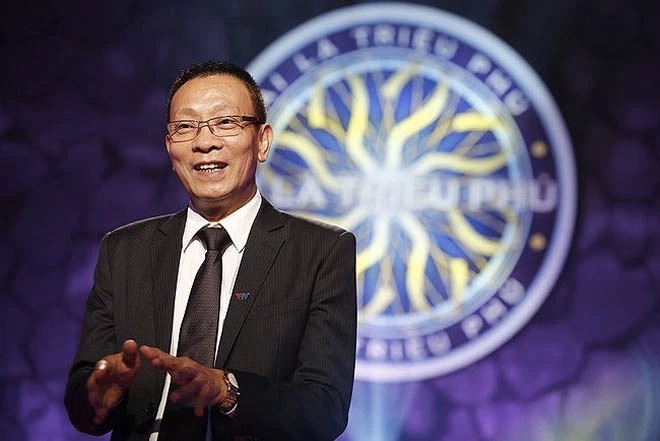 Lộ diện dung nhan người phụ nữ 'chống lưng' cho MC Lại Văn Sâm - 'người đàn ông quyền lực VTV' - Ảnh 2 Lộ diện dung nhan người phụ nữ 'chống lưng' cho MC Lại Văn Sâm - 'người đàn ông quyền lực VTV' - Ảnh 2