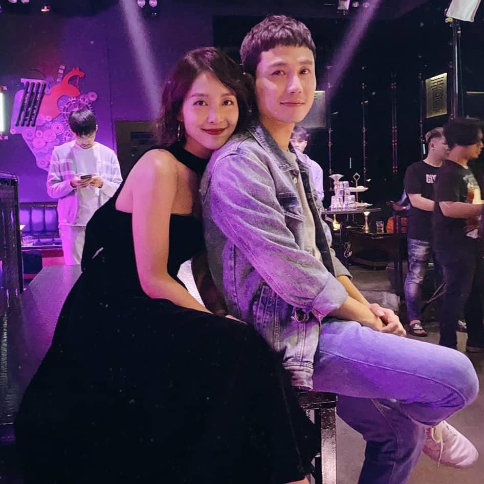 Dàn mỹ nhân màn ảnh Việt 'lột xác' với thời trang 'lên sàn': Huyền Lizzie sang chảnh, Phương Oanh quê mùa - Ảnh 3