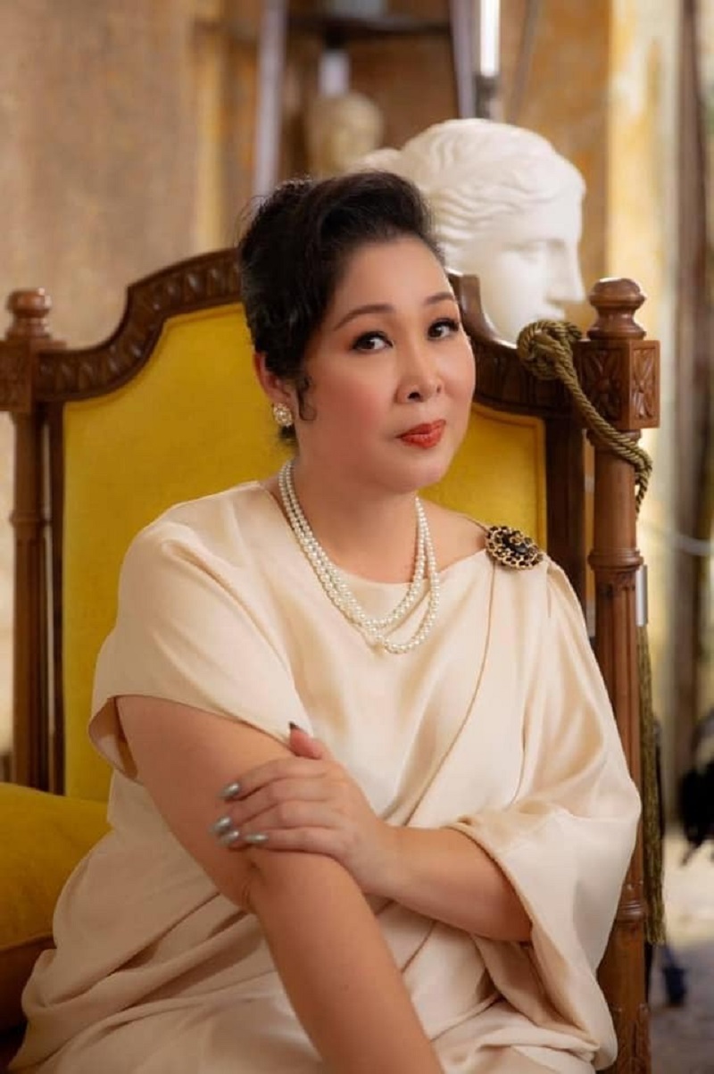 2 tháng sang Mỹ, NSND Hồng Vân đã 'xây xẩm' vì con 5 2 tháng sang Mỹ, NSND Hồng Vân đã 'xây xẩm' vì con 5