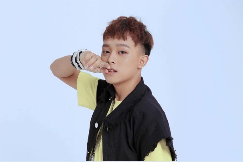 Lộ ảnh chụp lén mới nhất của Hồ Văn Cường, gầy rộc thấy rõ hậu rời nhà mẹ nuôi Phi Nhung - Ảnh 3 Lộ ảnh chụp lén mới nhất của Hồ Văn Cường, gầy rộc thấy rõ hậu rời nhà mẹ nuôi Phi Nhung - Ảnh 3