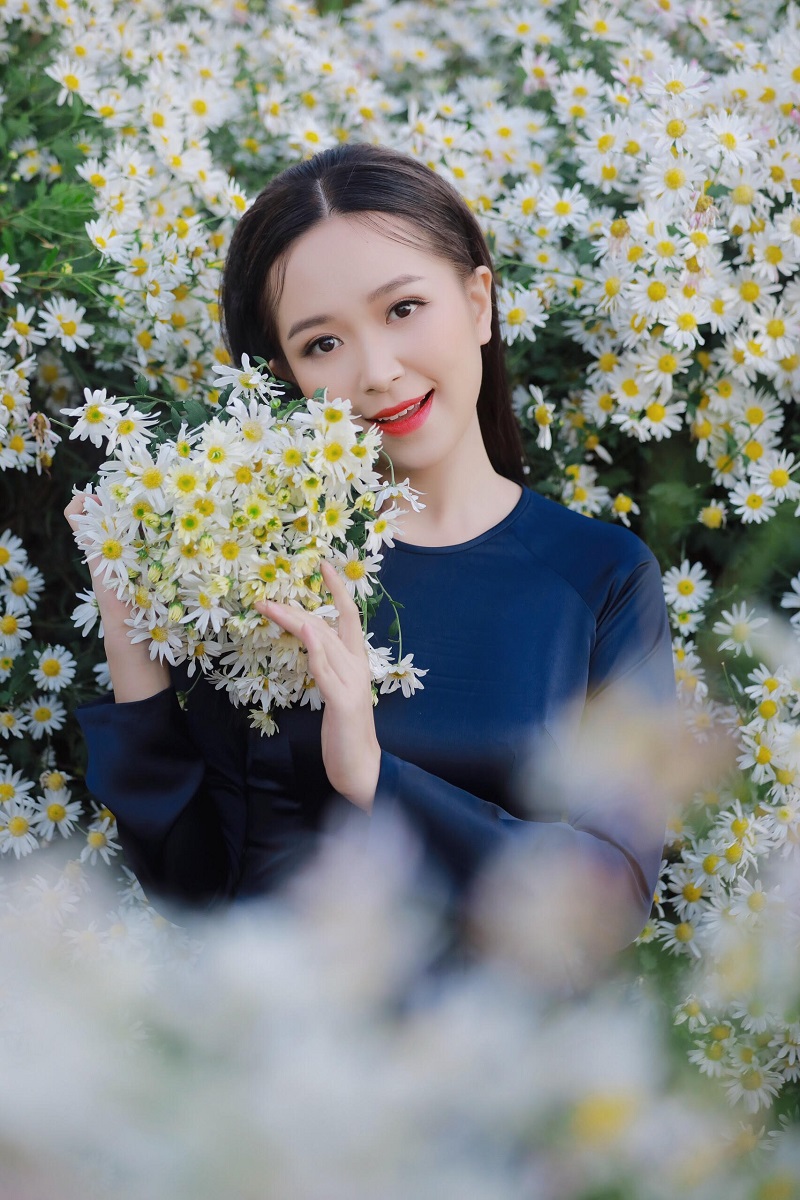 'Người tình màn ảnh' của nghệ sĩ Công Lý - Diễn viên Kim Oanh mắc Covid-19 - Ảnh 2 'Người tình màn ảnh' của nghệ sĩ Công Lý - Diễn viên Kim Oanh mắc Covid-19 - Ảnh 2