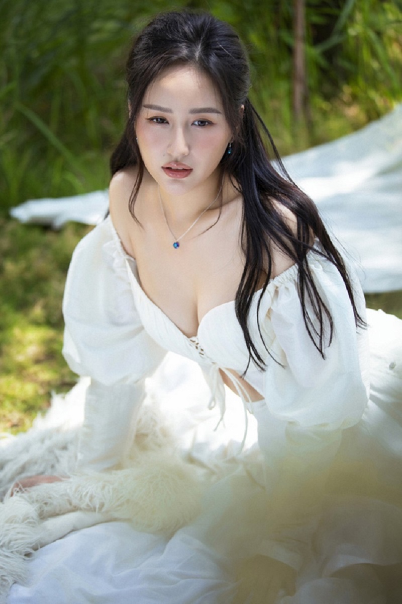 Sao Việt 7/1: Chồng Việt Hương tiết lộ sự thật về Hoài Linh, thực hư chuyện Thương Tín gặp 'vận may' hậu ồn ào 4 Sao Việt 7/1: Chồng Việt Hương tiết lộ sự thật về Hoài Linh, thực hư chuyện Thương Tín gặp 'vận may' hậu ồn ào 4