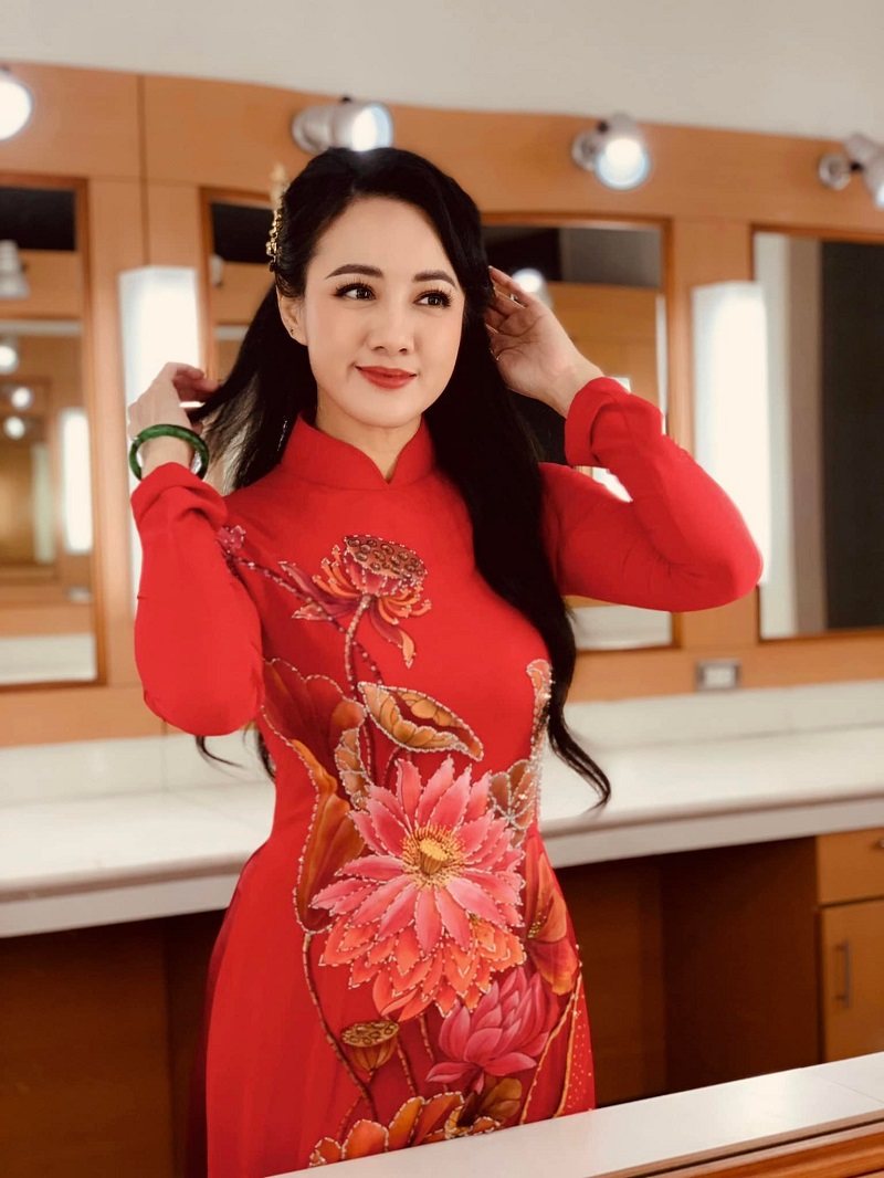 Nghỉ dẫn Thời sự, BTV Hoài Anh vội tiết lộ 'góc khuất' của người làm truyền hình (Ảnh FBNV)