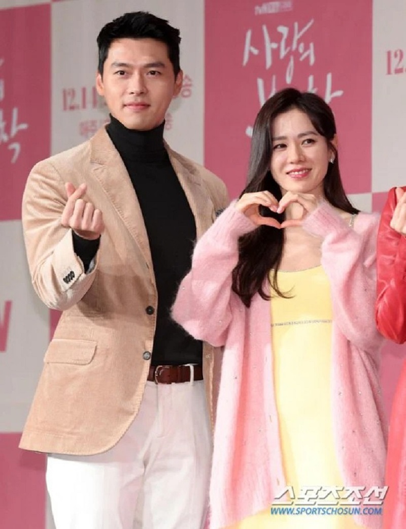 Lộ lý do Son Ye Jin và Hyun Bin chưa thể kết hôn ngay trong năm 2021