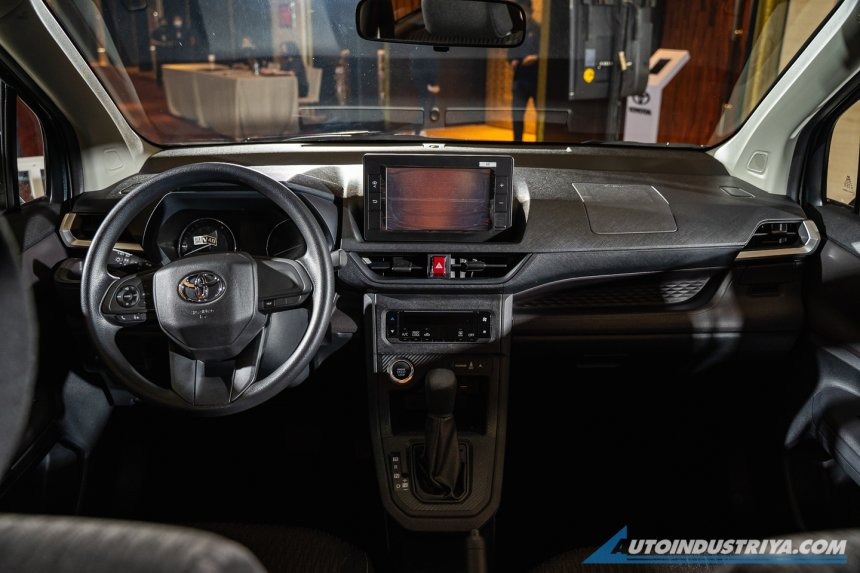 Siêu phẩm Toyota Avanza 2022 giá rẻ trình làng, long lanh cỡ nào mà Mitsubishi Xpande phải 'hốt' - Ảnh 1