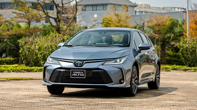 Bảng giá lăn bánh Toyota Corolla Altis 2022 mới nhất tháng 3/2022, giá 'mềm' hơn Honda Civic 2