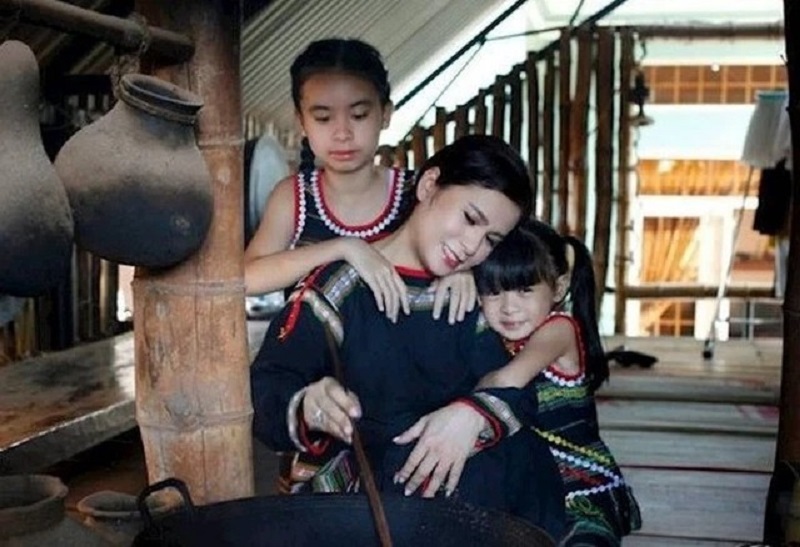 Tường tận về con trai 22 tuổi của ông Đặng Lê Nguyên Vũ, bà Lê Hoàng Diệp Thảo - Ảnh 1 Tường tận về con trai 22 tuổi của ông Đặng Lê Nguyên Vũ, bà Lê Hoàng Diệp Thảo - Ảnh 1