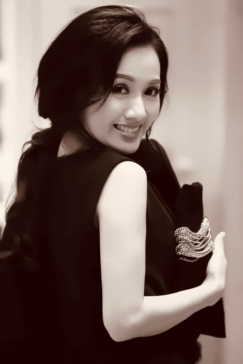 BTV Hoài Anh vẫn giữ được nhan sắc xinh đẹp ở tuổi 42