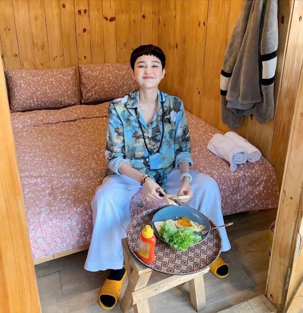 Hiền Hồ gợi ý bộ sưu tập đồ lam đi chùa cầu duyên đẹp long lanh - Ảnh 4