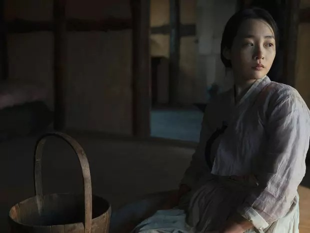 Đỏ mặt khoảnh khắc 'giường chiếu' giả như thật của Lee Min Ho trong lần đầu tiên đóng cảnh 'nóng' 4