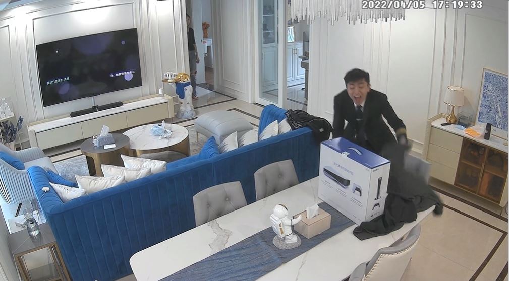 Chồng phấn khích tột độ khi được vợ tặng quà bí mật: Hạnh phúc đơn giản là có vợ tâm lý! - Ảnh 2