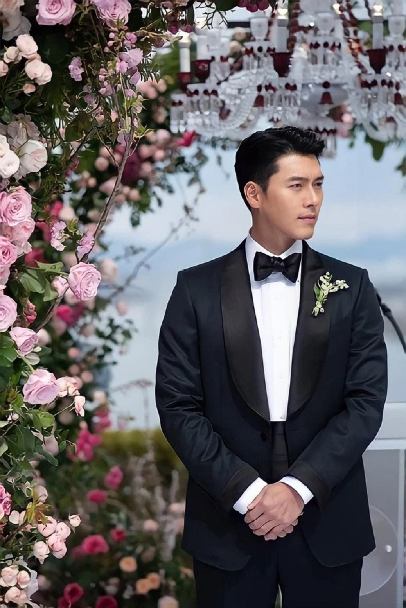 Nóng bỏng tay ảnh cưới nét căng của Hyun Bin trong siêu đám cưới: Đẹp không tì vết! 1
