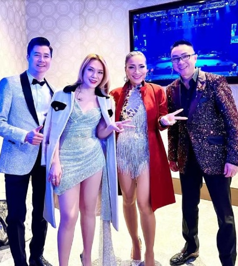 Clip fancam bóc trần vóc dáng thật của Mỹ Tâm, phút hớ hênh khiến 'chị đẹp' suýt lộ hàng Clip fancam bóc trần vóc dáng thật của Mỹ Tâm, phút hớ hênh khiến 'chị đẹp' suýt lộ hàng