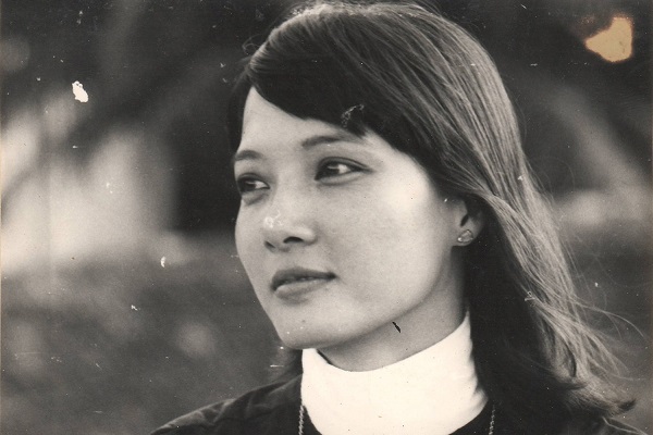 Lựa chọn cuộc đời 'khó hiểu' của NSND Lê Khanh và câu trả lời sau 2 thập kỷ - Ảnh 2 Lựa chọn cuộc đời 'khó hiểu' của NSND Lê Khanh và câu trả lời sau 2 thập kỷ - Ảnh 2