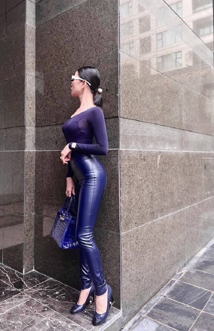 Cận cảnh vòng eo 58cm được Lệ Quyên tích cực lăng xê bằng thời trang lộ nội y