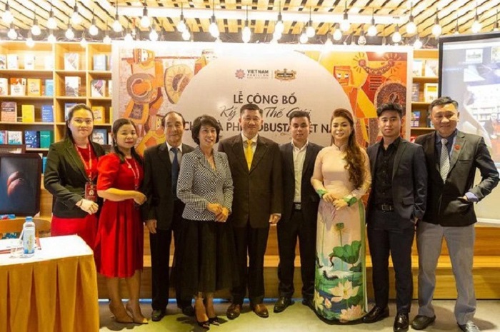 Sự giống nhau 'kỳ lạ' giữa ông Đặng Lê Nguyên Vũ và bà Lê Hoàng Diệp Thảo hậu ly hôn - Ảnh 2 Sự giống nhau 'kỳ lạ' giữa ông Đặng Lê Nguyên Vũ và bà Lê Hoàng Diệp Thảo hậu ly hôn - Ảnh 2