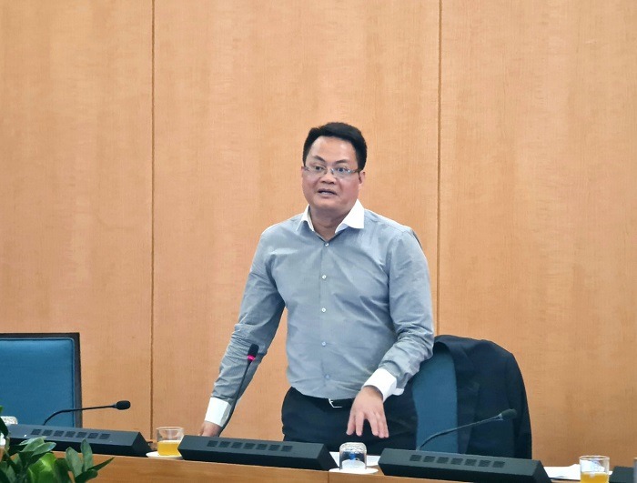 Phó Giám đốc phụ trách Sở Thông tin và Truyền thông Hà Nội Nguyễn Việt Hùng phát biểu tại cuộc họp Phó Giám đốc phụ trách Sở Thông tin và Truyền thông Hà Nội Nguyễn Việt Hùng phát biểu tại cuộc họp
