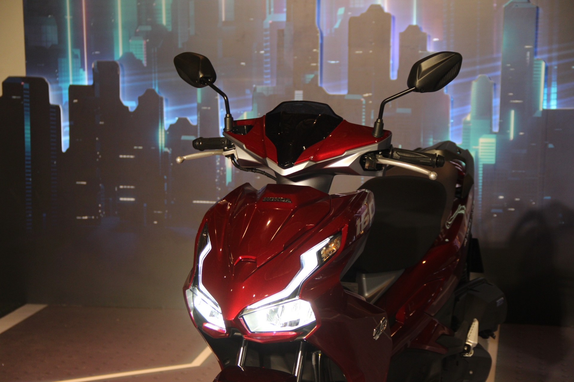 Honda Air Blade 160 siêu mạnh chính thức nhập cuộc đua, mức giá đầy ấn tượng - Ảnh 3