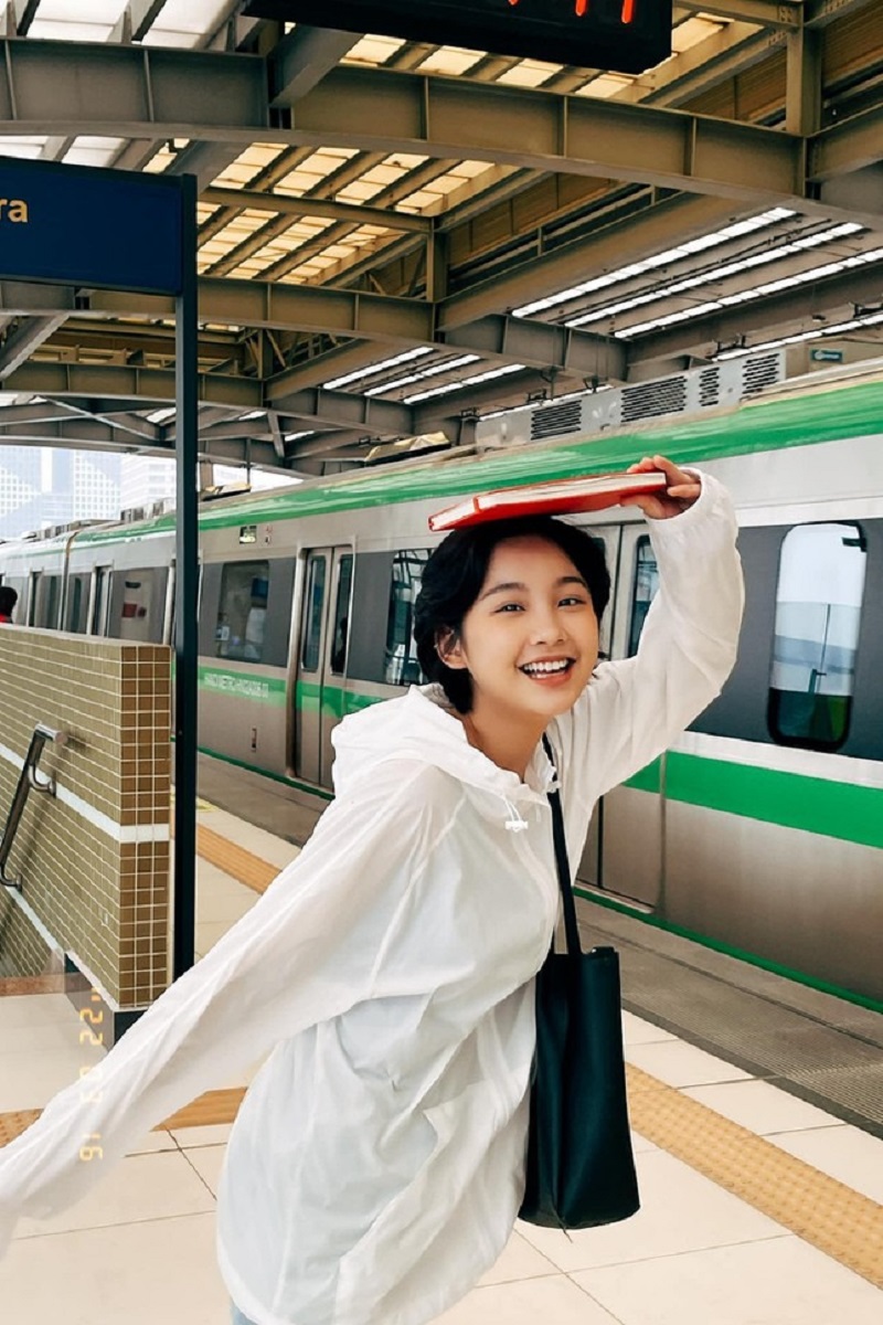 Hot girl người Tày xinh như búp bê liên tục gây sốt khi 'oanh tạc' cả gameshow lẫn phim ảnh - Ảnh 1