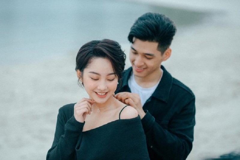 Thu Hà xuất hiện trong MV Sau lưng anh có ai kìa của Thiều Bảo Trâm