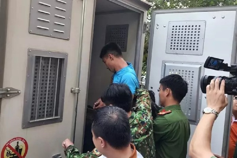 Hành động không ngờ của Triệu Quân Sự với người dân trên đường trốn trại - Ảnh 1 Hành động không ngờ của Triệu Quân Sự với người dân trên đường trốn trại - Ảnh 1