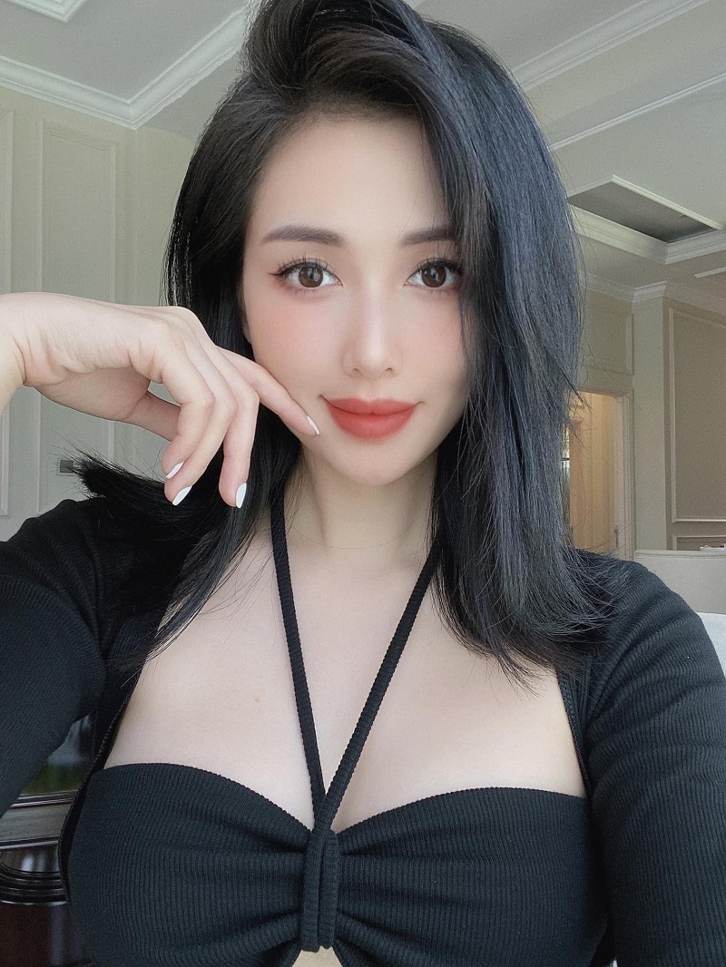 Ngỡ ngàng nhan sắc quyến rũ của hot girl Tâm Tít hậu lấy chồng đại gia - Ảnh 4 Ngỡ ngàng nhan sắc quyến rũ của hot girl Tâm Tít hậu lấy chồng đại gia - Ảnh 4