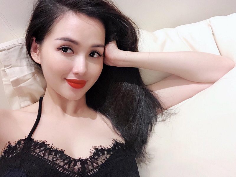 Ngỡ ngàng nhan sắc quyến rũ của hot girl Tâm Tít hậu lấy chồng đại gia - Ảnh 1 Ngỡ ngàng nhan sắc quyến rũ của hot girl Tâm Tít hậu lấy chồng đại gia - Ảnh 1