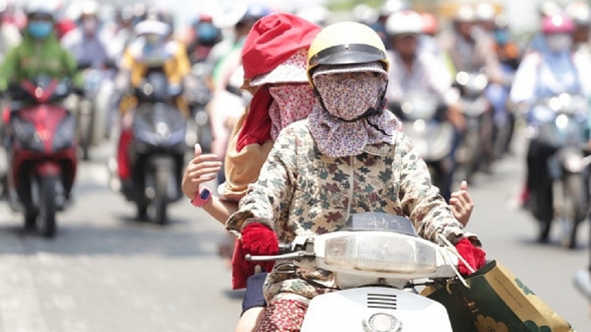 Cảnh báo nắng nóng trên 37 độ ở khu vực Bắc Bộ và Trung Bộ 