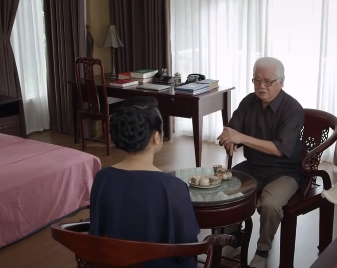 Ông Phan thông báo về quyết định của mình. Ảnh: VTV