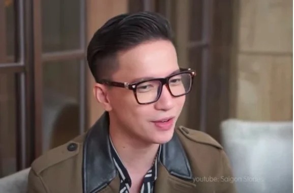 Tin giải trí hot trưa 22/3: Bạn trai tin đồn nói về sự cố web đen của Lan Ngọc, vợ mới NSND Công Lý phản ứng khi MC Thảo Vân khoe con trai - Ảnh 1