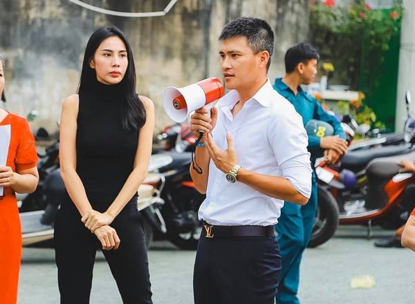 Những sao nam Việt 6 múi đều không thoát được ‘xài hao’ sau khi lấy vợ 2