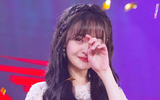 Showbiz 21/7: Midu khiến fan ngẩn ngơ loạt ảnh 'giường chiếu', Thánh sún Ngân Thảo 'biến hình' hậu Ngô Kiến Huy nâng đỡ - Ảnh 1 Showbiz 21/7: Midu khiến fan ngẩn ngơ loạt ảnh 'giường chiếu', Thánh sún Ngân Thảo 'biến hình' hậu Ngô Kiến Huy nâng đỡ - Ảnh 1