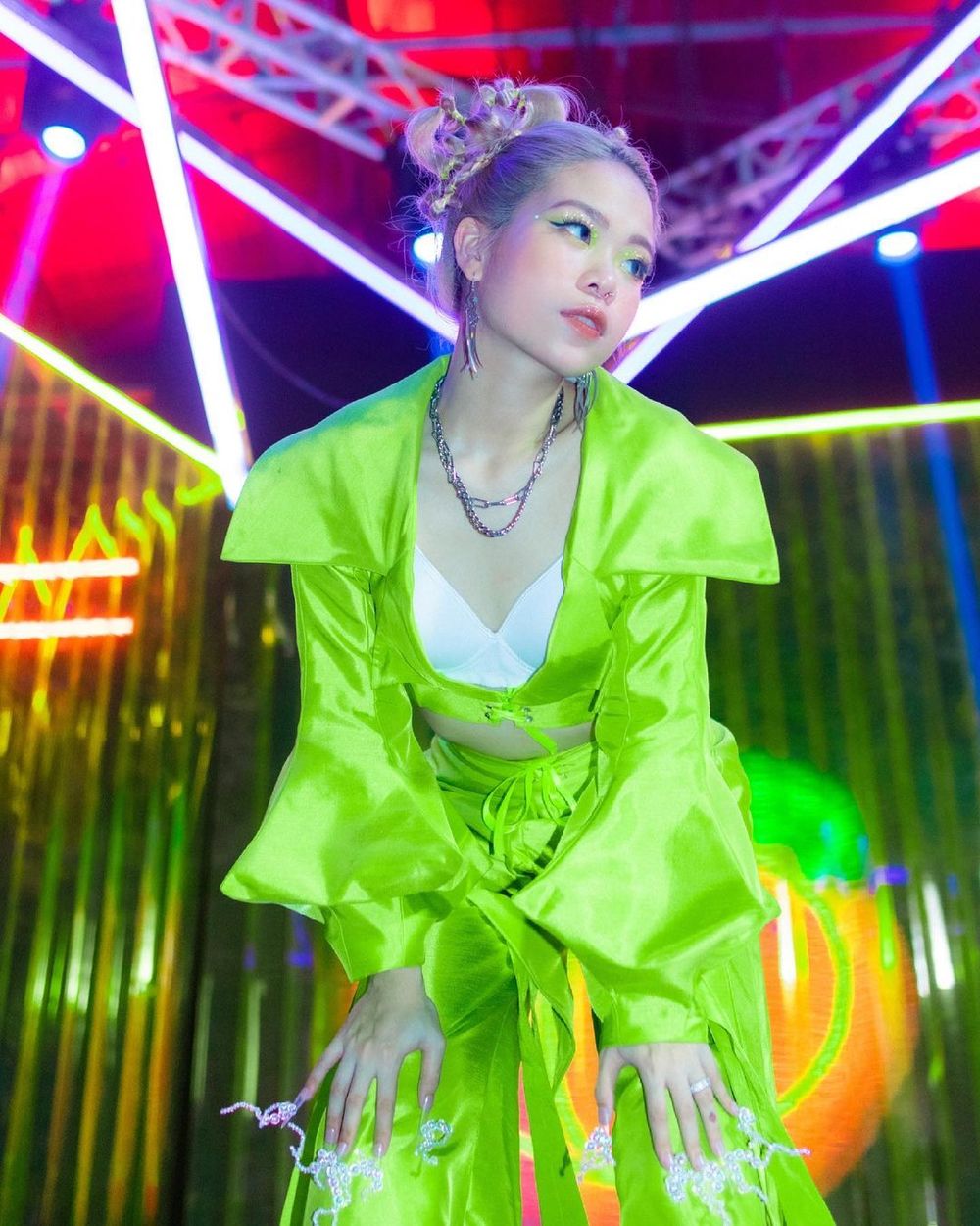 Tlinh lộ tin nhắn ủng hộ hot girl tài chính 4.0: 'Tôi tin mọi người vẫn làm đúng' 2 Tlinh lộ tin nhắn ủng hộ hot girl tài chính 4.0: 'Tôi tin mọi người vẫn làm đúng' 2