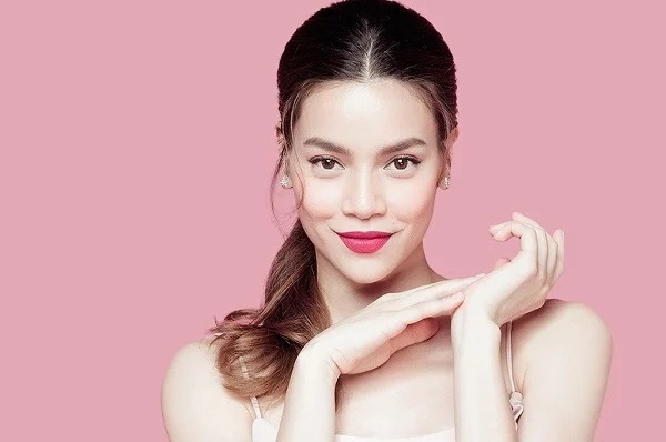 Showbiz hot 28/7: Phi Nhung tự nhận mình 'mặt lì', bỏ liêm sỉ đi gọi từ thiện, Hồ Ngọc Hà 'tự dưng' hát không ra hơi 3 Showbiz hot 28/7: Phi Nhung tự nhận mình 'mặt lì', bỏ liêm sỉ đi gọi từ thiện, Hồ Ngọc Hà 'tự dưng' hát không ra hơi 3