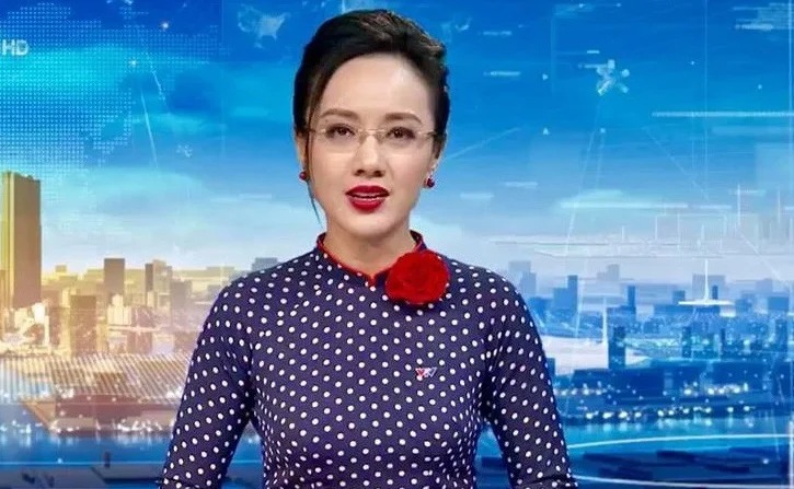 Showbiz 14/8: Lệ Quyên công khai đòi tình trẻ số tiền 'khủng'; BTV Hoài Anh Thời sự 19h tiết lộ người đàn ông quyền lực đứng sau - Ảnh 3