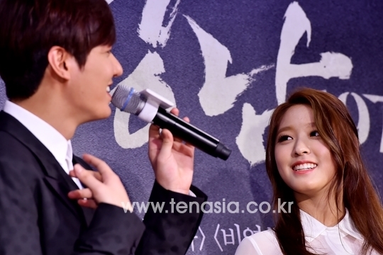 Ảnh: Naver Ảnh: Naver