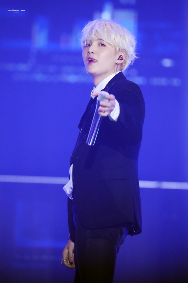 Ảnh: Naver Ảnh: Naver