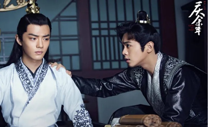 Tiêu Chiến diễn xuất dở nhưng vẫn nổi bật trên 'Khánh dư niên 2' vì fan ‘tung hê’? 3 Tiêu Chiến diễn xuất dở nhưng vẫn nổi bật trên 'Khánh dư niên 2' vì fan ‘tung hê’? 3