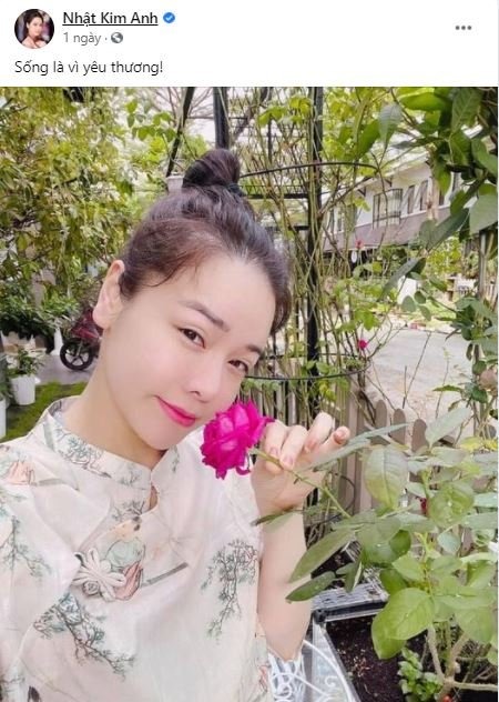 Showbiz 24h: Nhâm Hoàng Khang gặp kết cục xấu khi ‘dây dưa’ bà Phương Hằng; Nhật Kim Anh gia nhập ‘vườn sao kê’ 2 Showbiz 24h: Nhâm Hoàng Khang gặp kết cục xấu khi ‘dây dưa’ bà Phương Hằng; Nhật Kim Anh gia nhập ‘vườn sao kê’ 2